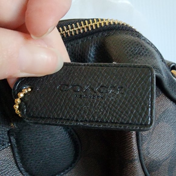 NIB/NWOT Coach Satchel Signature Leather Handbag - Picture 8 of 12